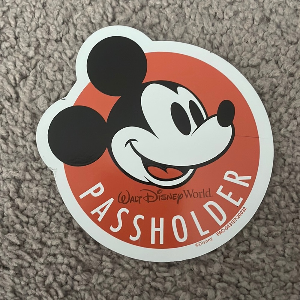Walt Disney Word Annual Passholder Magnet